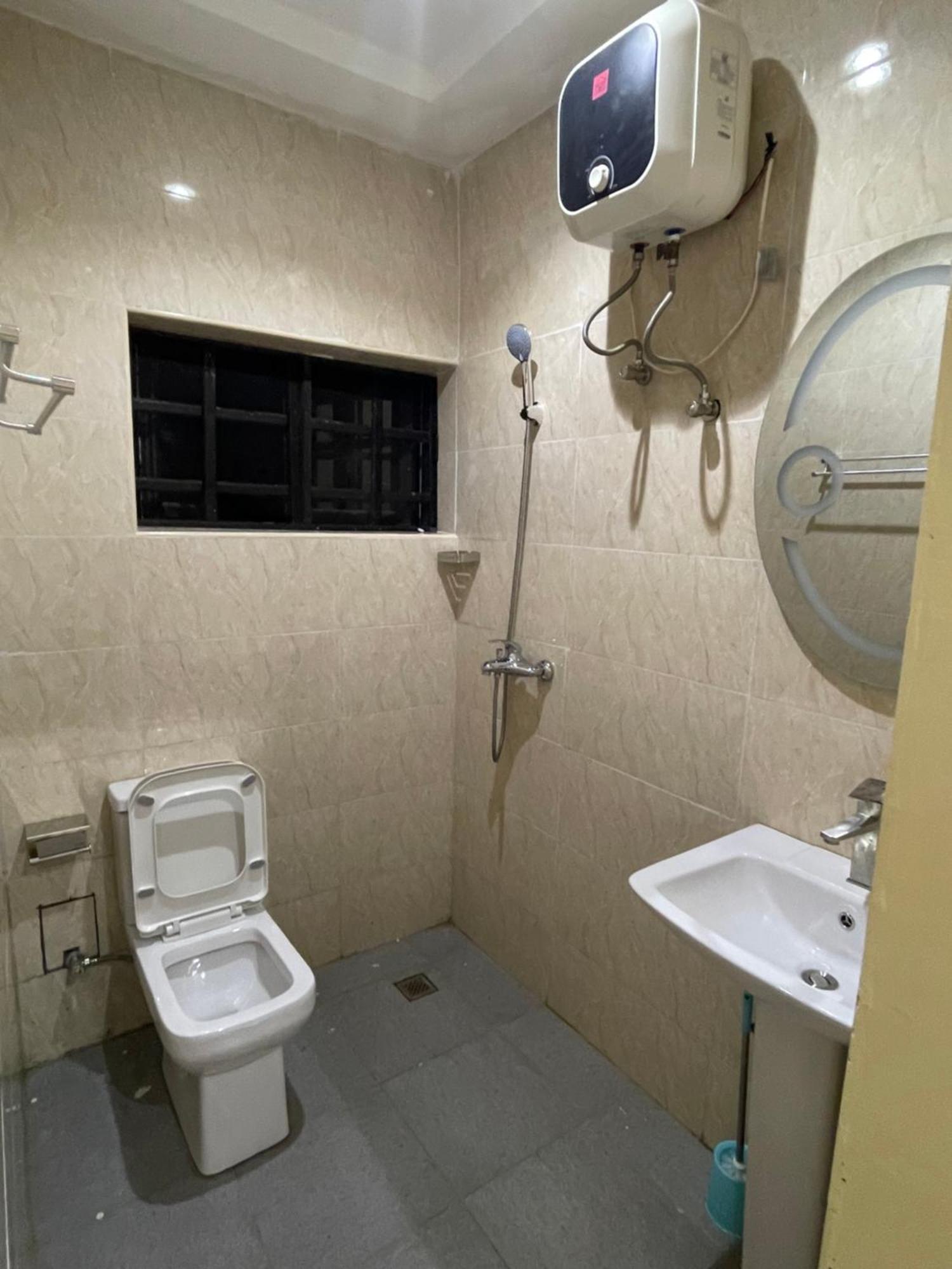 Pilgrim Place Hotel Rubuchi Екстериор снимка