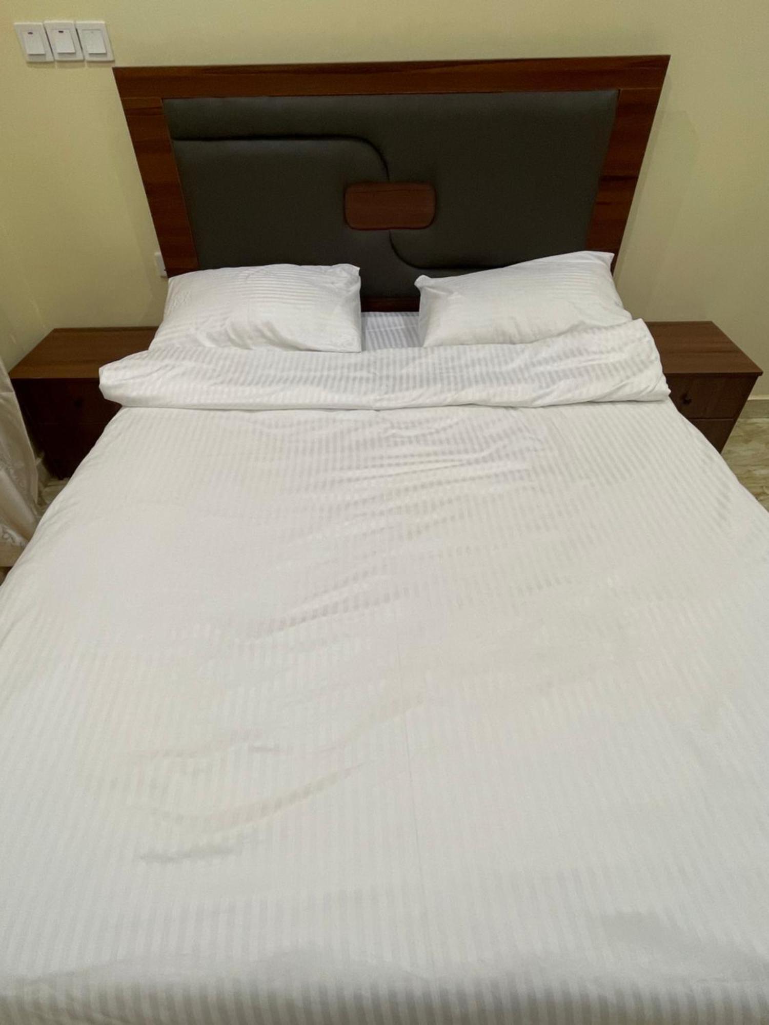Pilgrim Place Hotel Rubuchi Екстериор снимка