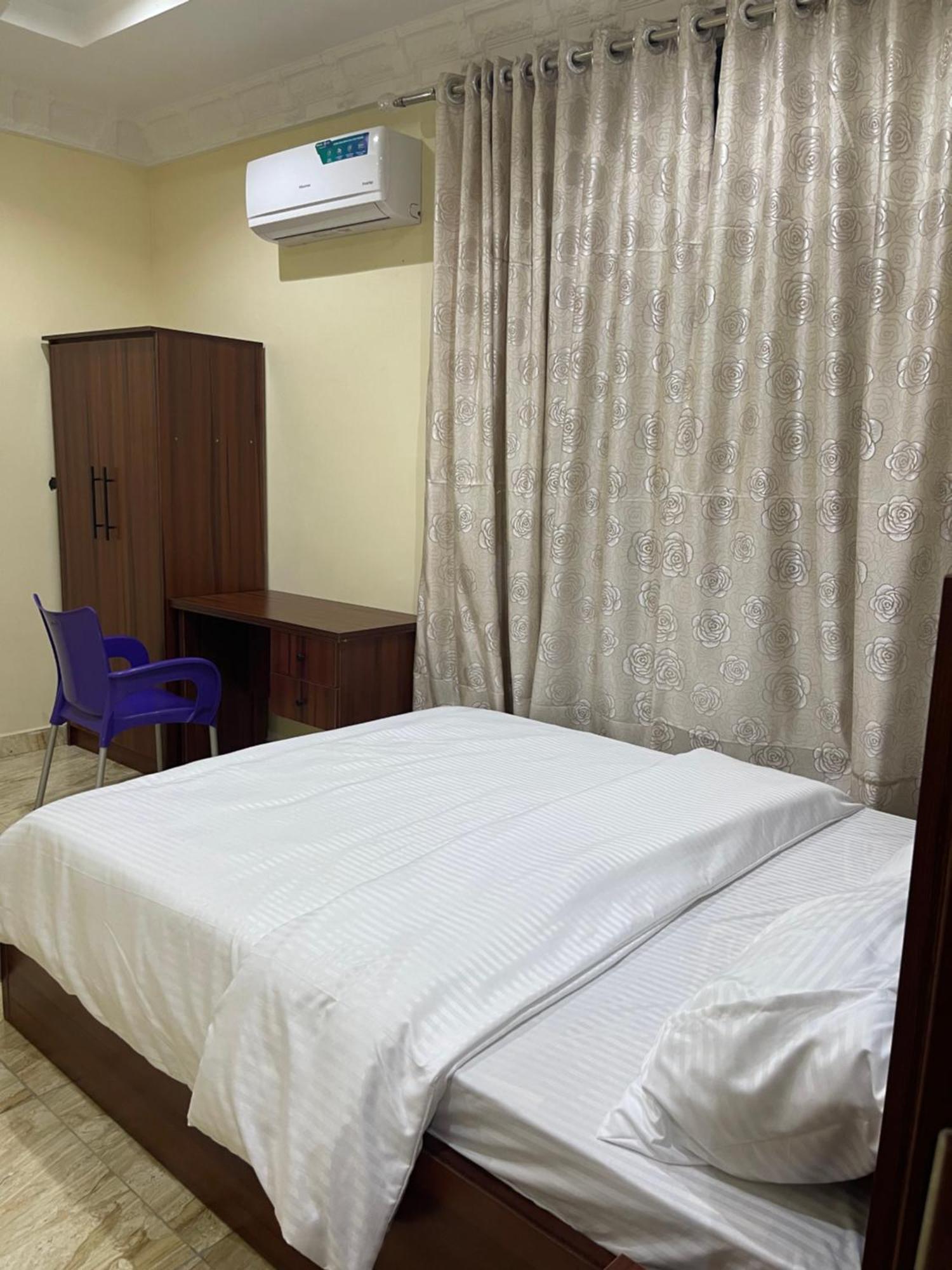 Pilgrim Place Hotel Rubuchi Екстериор снимка